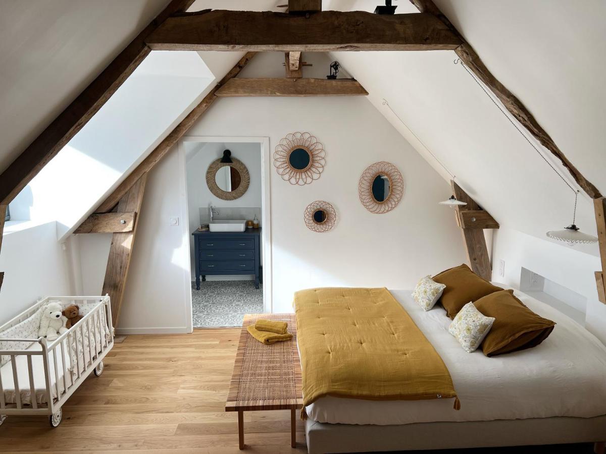 Le Logis De La Lettre Bed & Breakfast Tinteniac Ruang foto