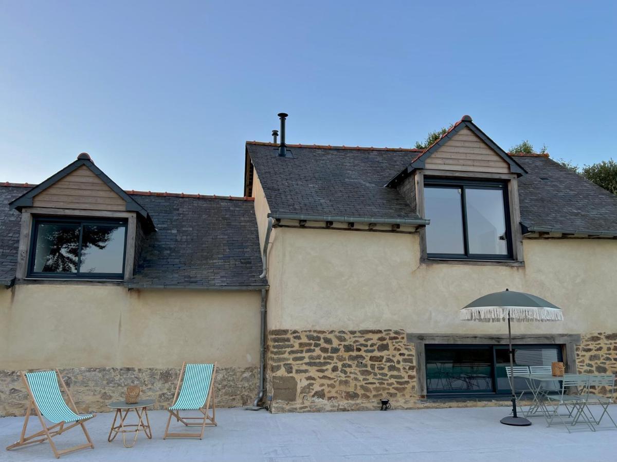 Le Logis De La Lettre Bed & Breakfast Tinteniac Bagian luar foto